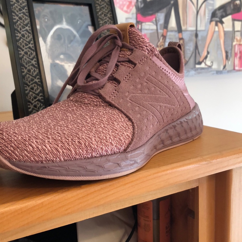 New balance sneakers pink